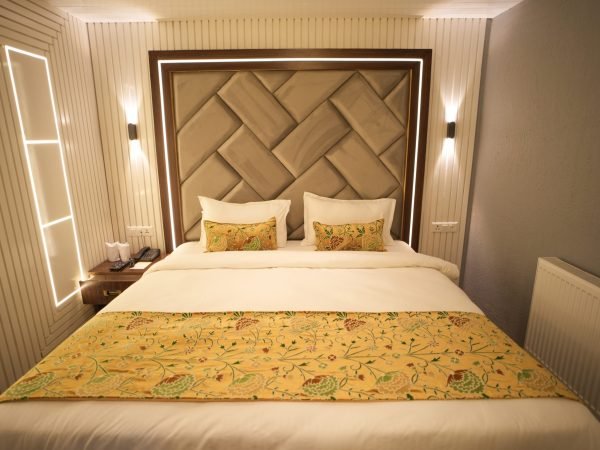 cottes by mehtab room